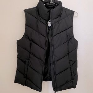 NWOT Cole Haan Quilted Puffer Vest Jacket - Black - Small